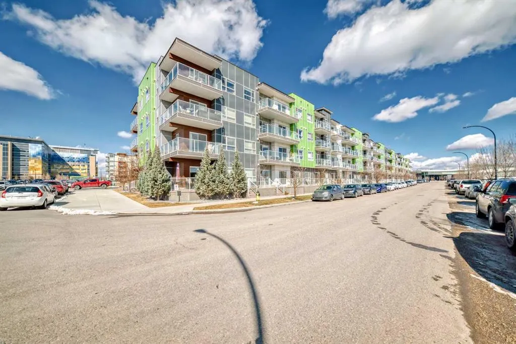 20 Seton Park SE, #201