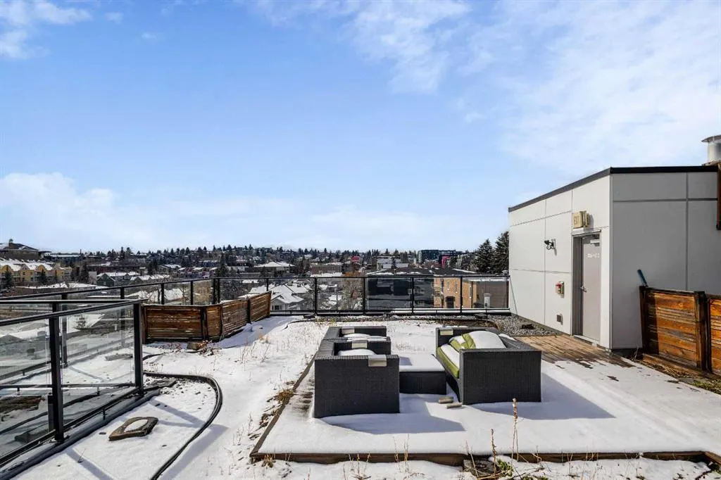 1521 26 Avenue SW, #105