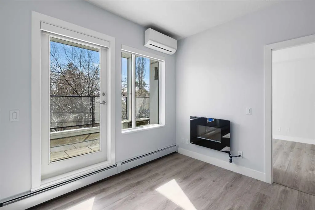 1521 26 Avenue SW, #105