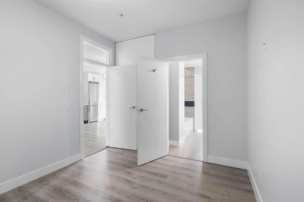 1521 26 Avenue SW, #105