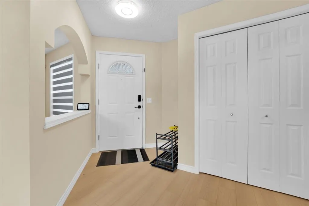 7 Country Hills Park NW