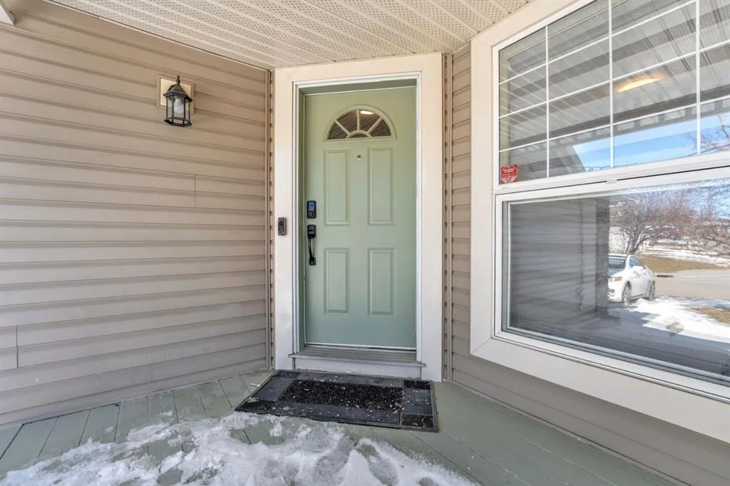 7 Country Hills Park NW