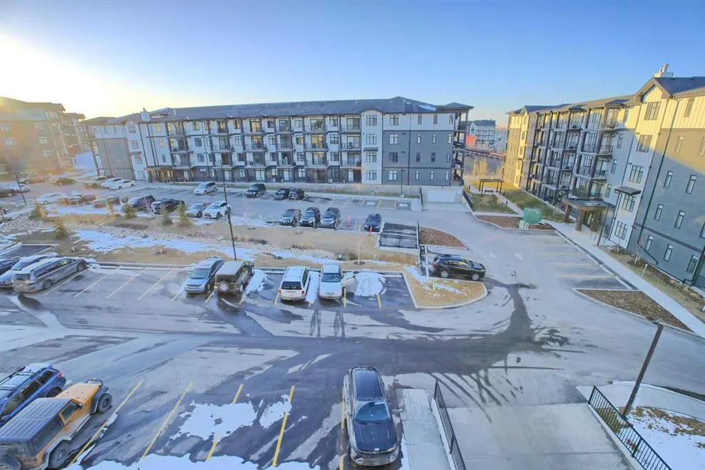 20 Sage Hill Walk NW, #411