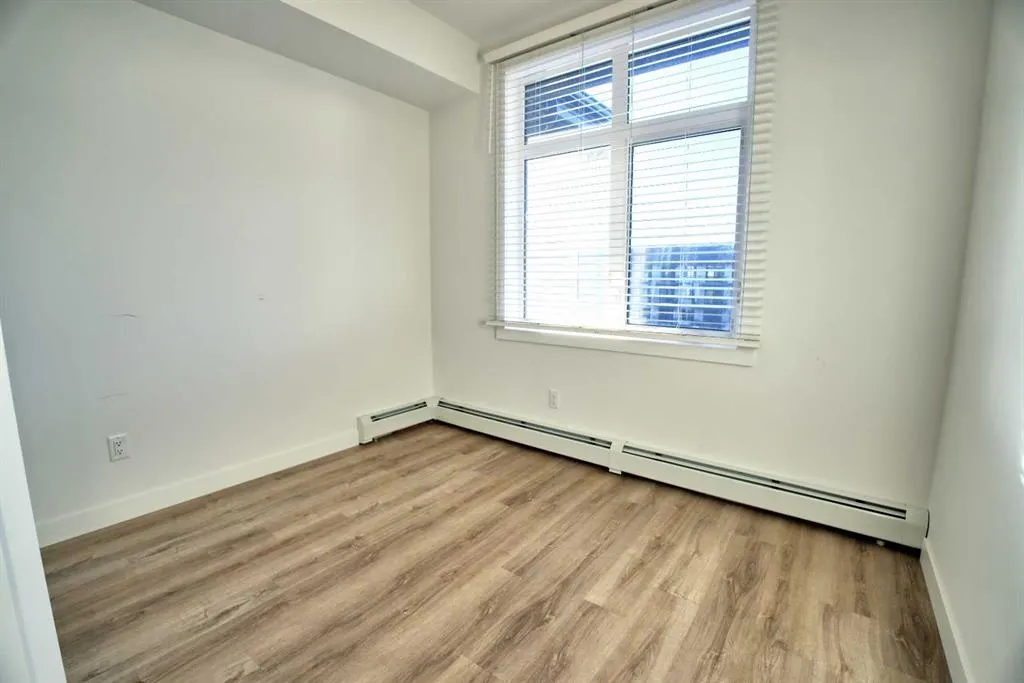 20 Sage Hill Walk NW, #411