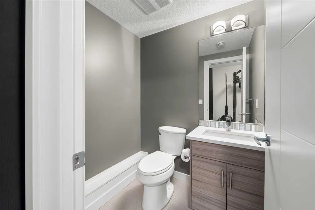 133 23 Avenue NE, #112