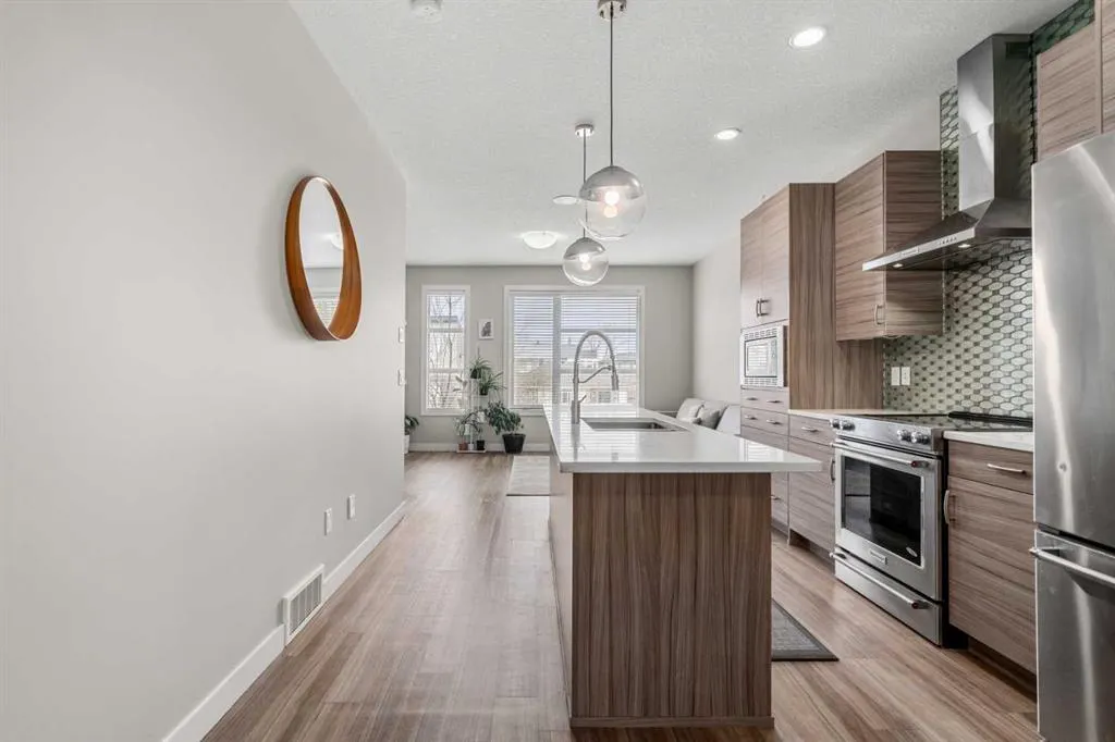 133 23 Avenue NE, #112