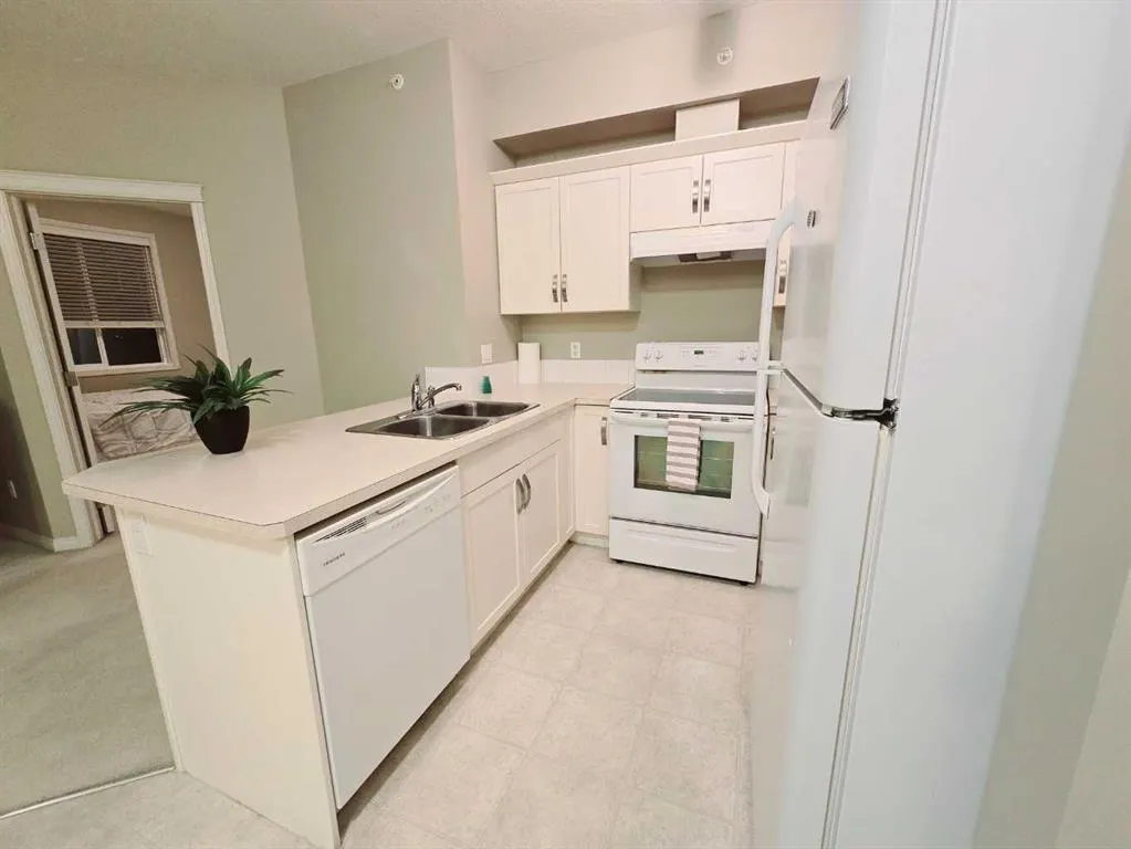 102 Cranberry Park SE, #408