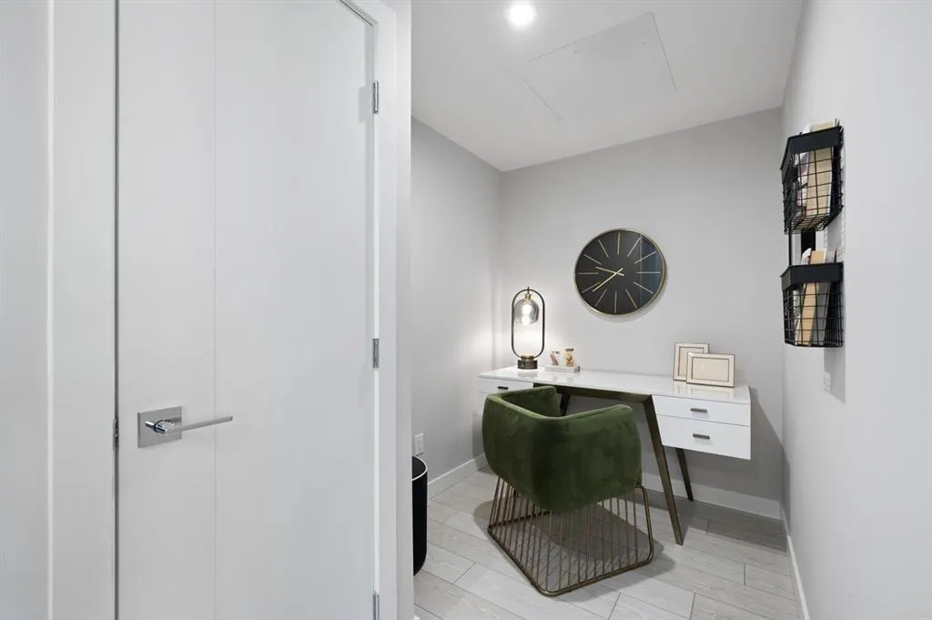 395 Skyview Parkway NE, #2114