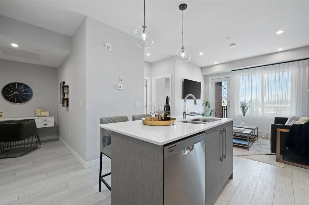 395 Skyview Parkway NE, #2114