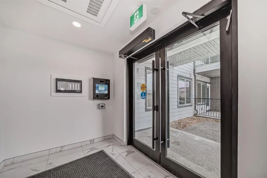 395 Skyview Parkway NE, #2520