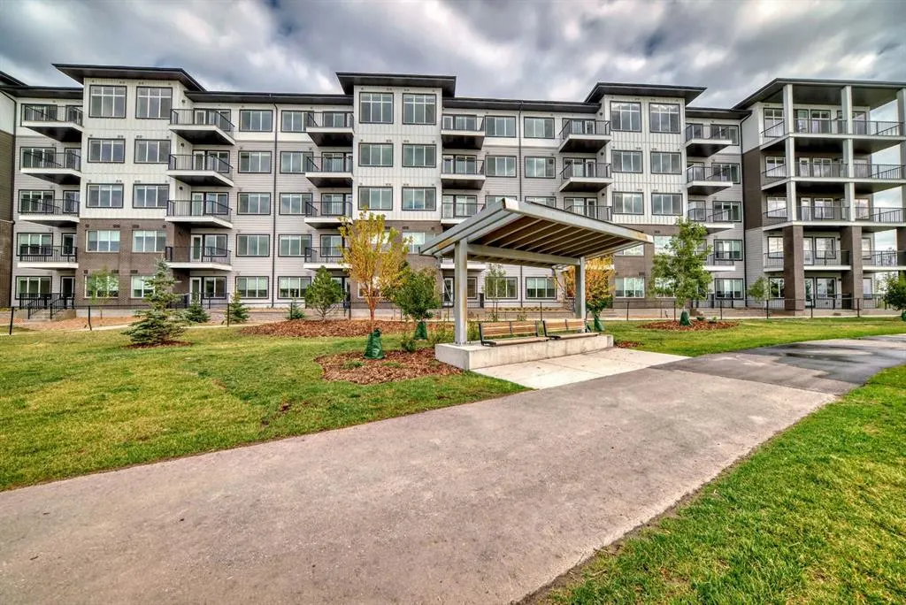395 Skyview Parkway NE, #2520