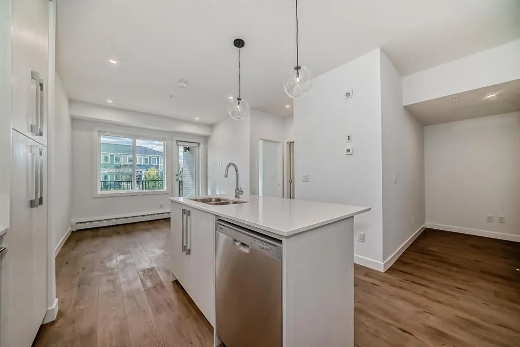 395 Skyview Parkway NE, #2520