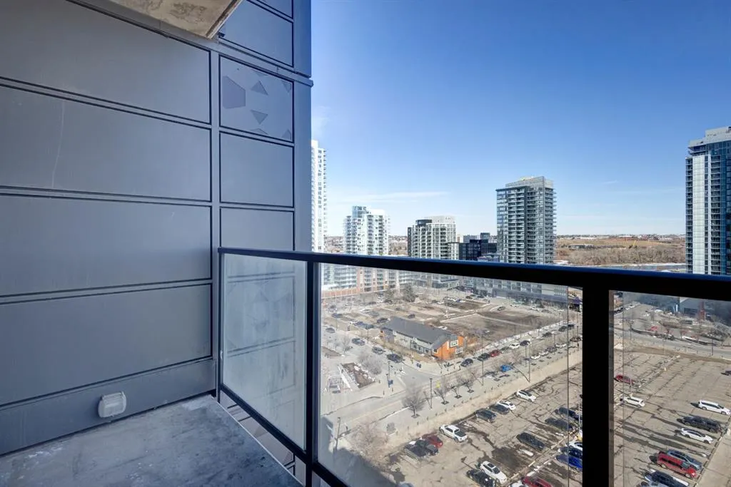 450 8 Avenue SE, #1407