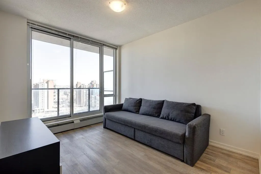 450 8 Avenue SE, #1407