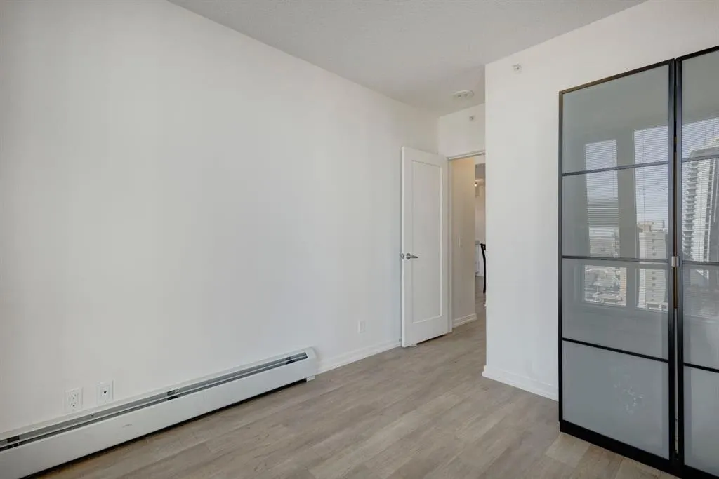 450 8 Avenue SE, #1407