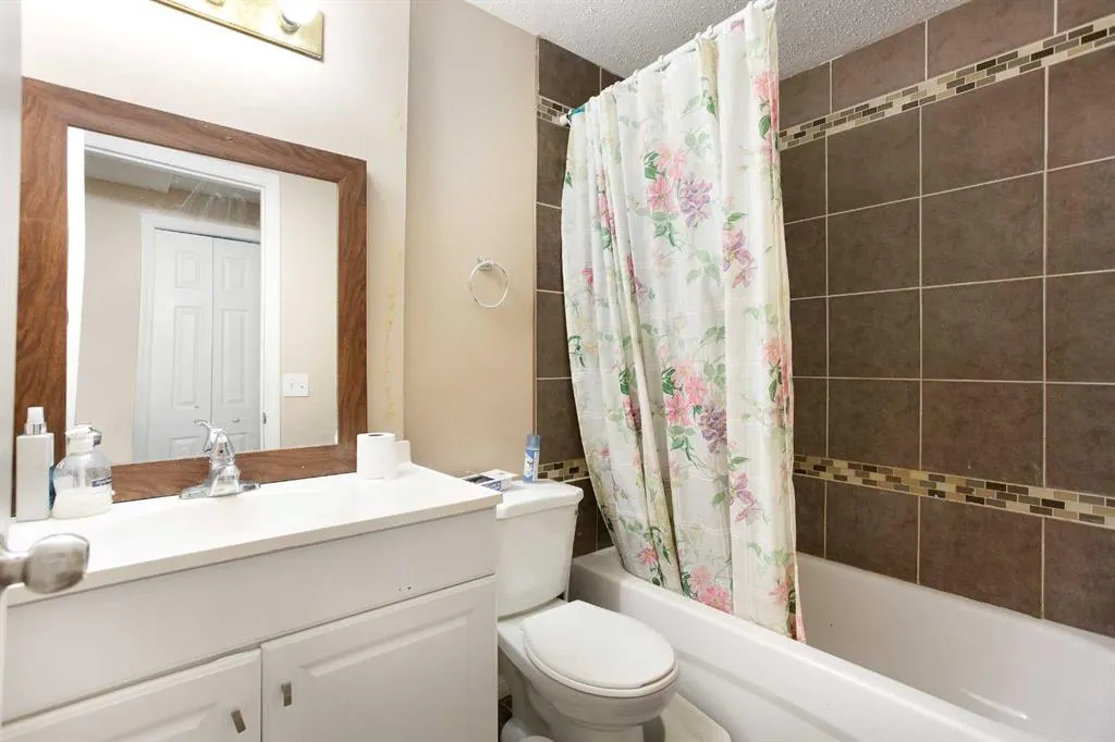 20 Falbury Crescent NE, #171