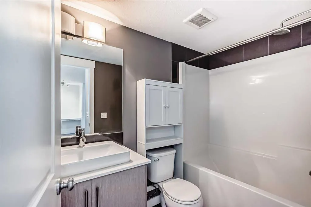 302 Skyview Ranch Drive NE, #5104