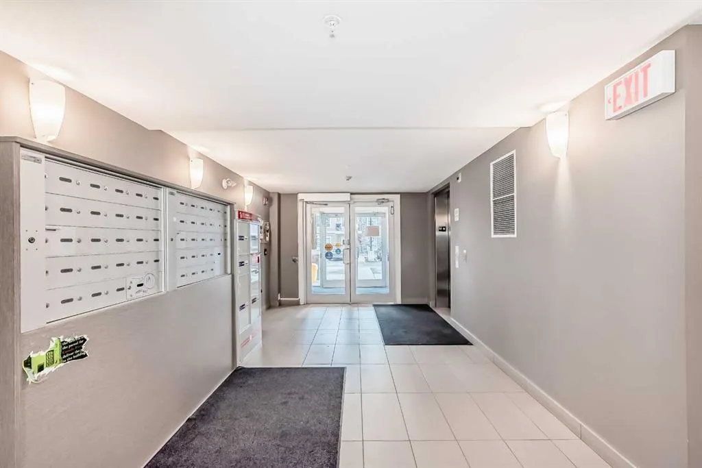 302 Skyview Ranch Drive NE, #5104