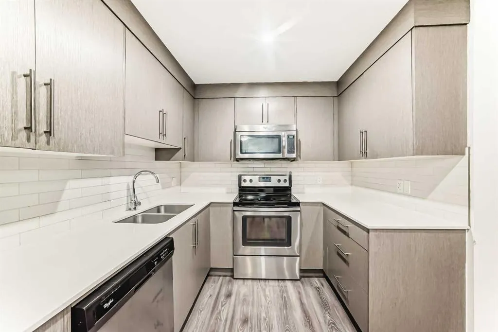 302 Skyview Ranch Drive NE, #5104
