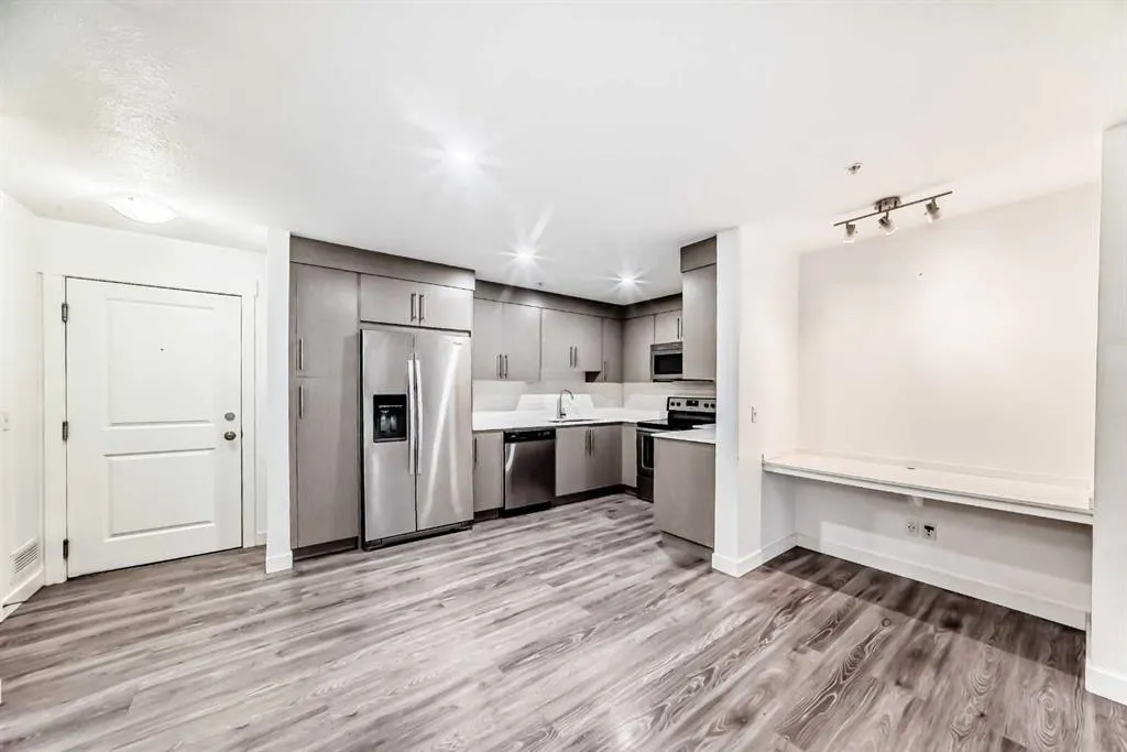 302 Skyview Ranch Drive NE, #5104
