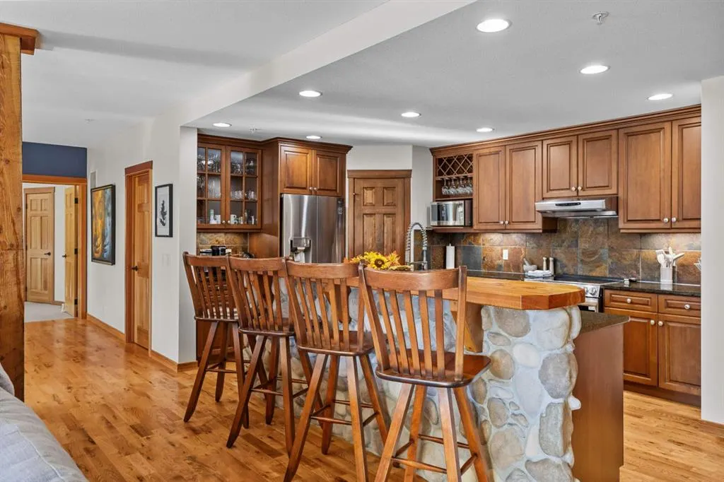 104 Armstrong Place, #124