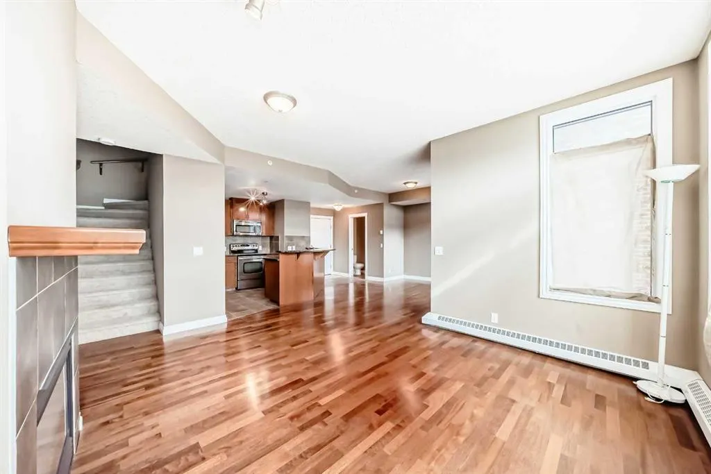 990 Centre Avenue NE, #108