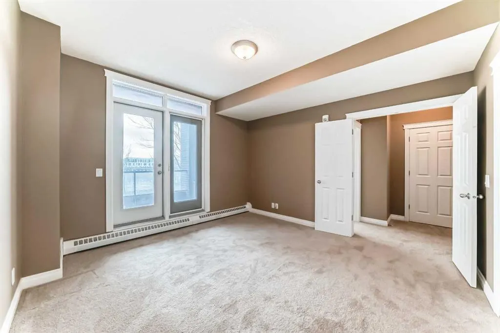 990 Centre Avenue NE, #108
