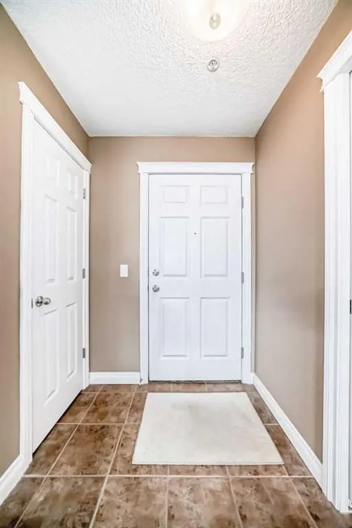 990 Centre Avenue NE, #108