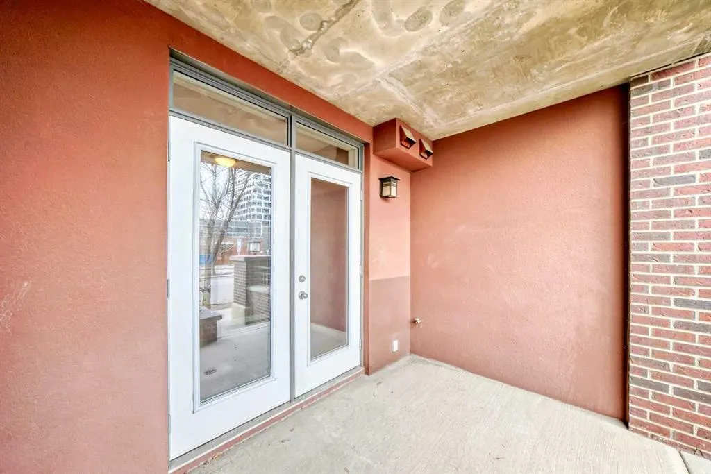 990 Centre Avenue NE, #108