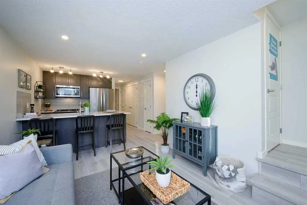 40 Livingston Parade NE, #212