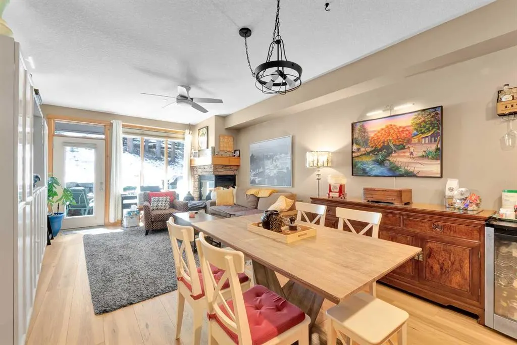 107 Armstrong Place, #612