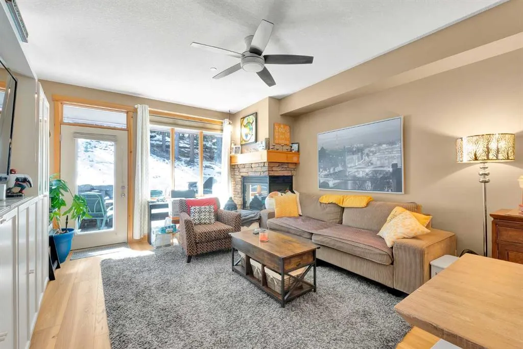107 Armstrong Place, #612