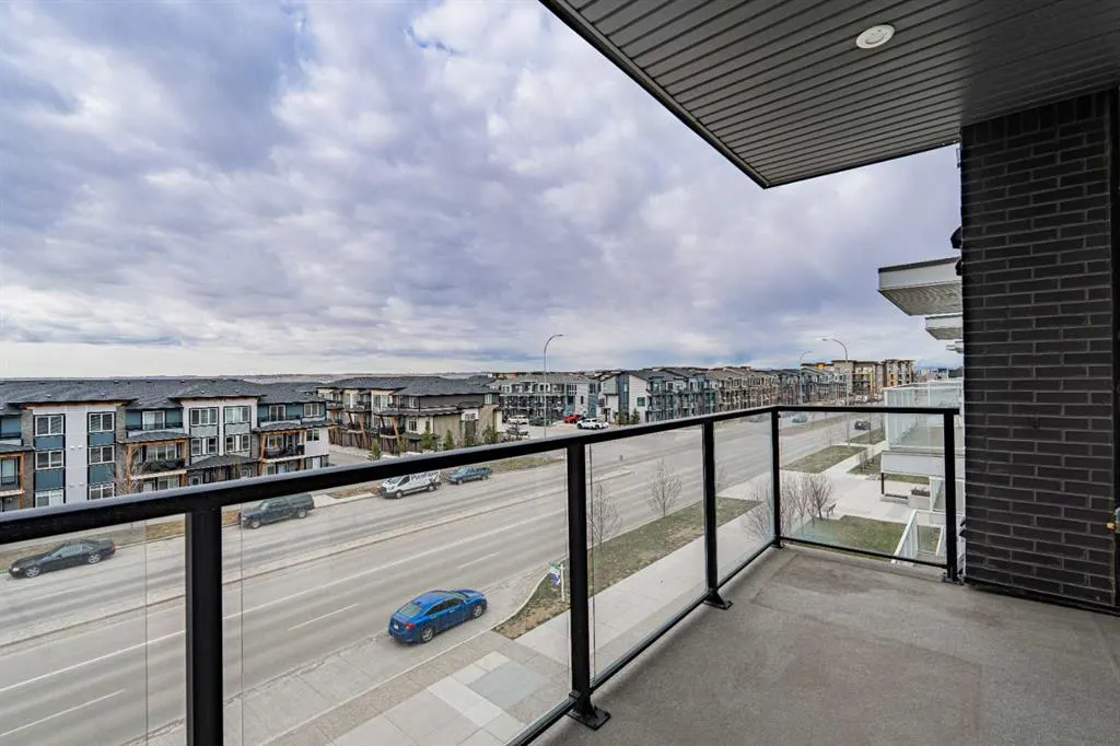4350 Seton Drive SE, #401