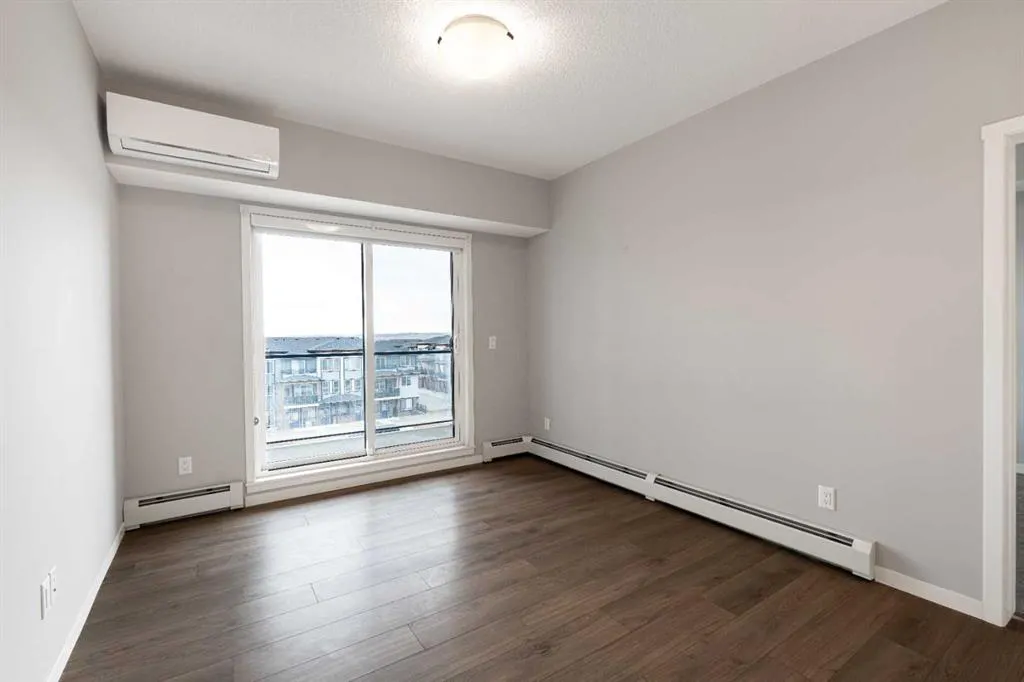 4350 Seton Drive SE, #401
