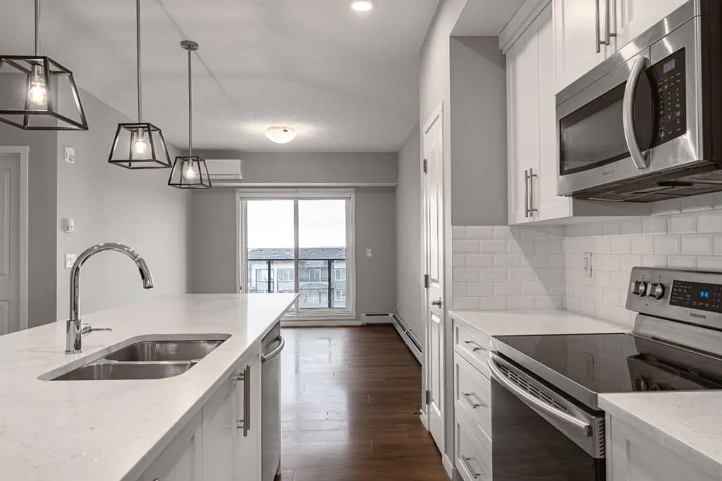 4350 Seton Drive SE, #401