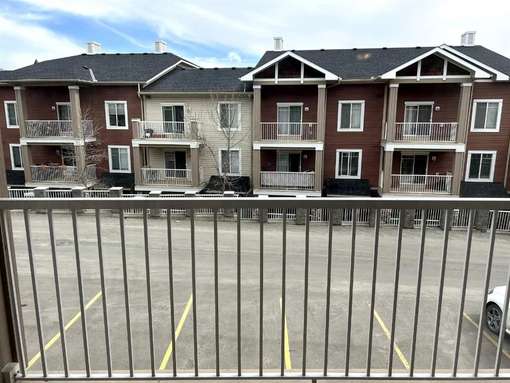 70 Panamount Drive NW, #8208