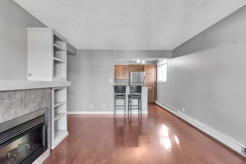 931 2 Avenue NW, #302