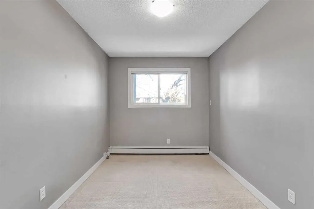 931 2 Avenue NW, #302