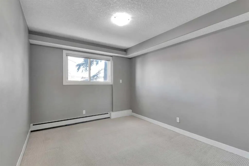 931 2 Avenue NW, #302