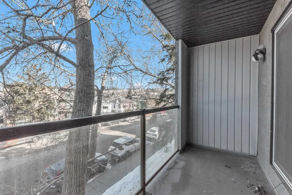 931 2 Avenue NW, #302