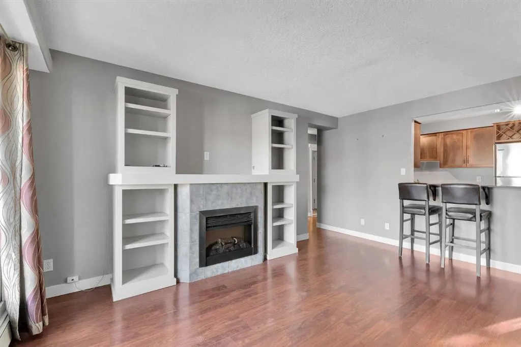 931 2 Avenue NW, #302