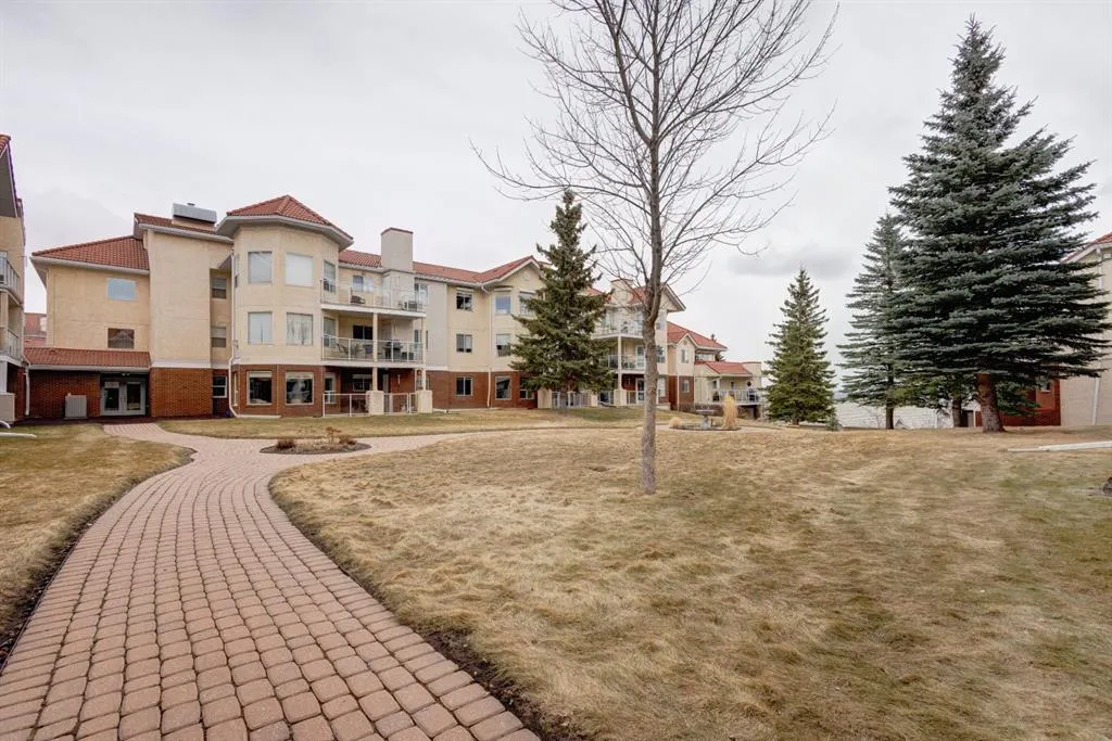 1818 Simcoe Boulevard SW, #3053