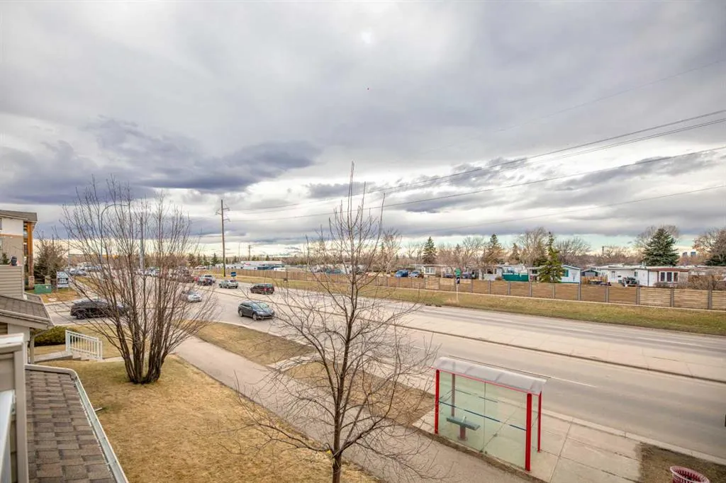 1000 Applevillage Court SE, #207