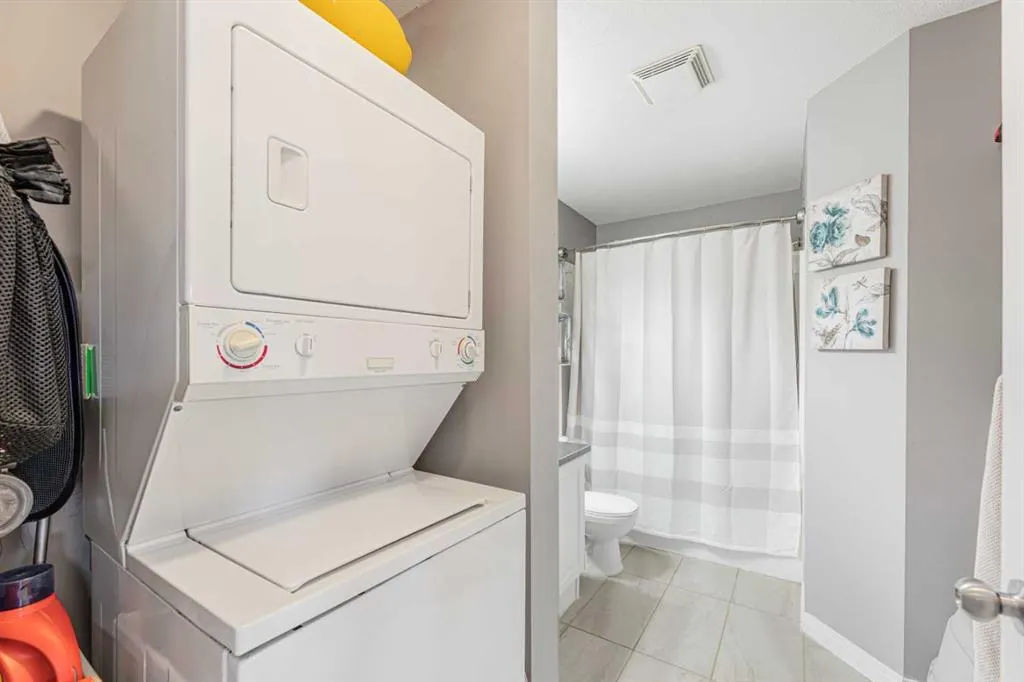1000 Applevillage Court SE, #207