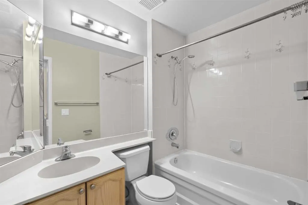 22 Coachway Gardens SW