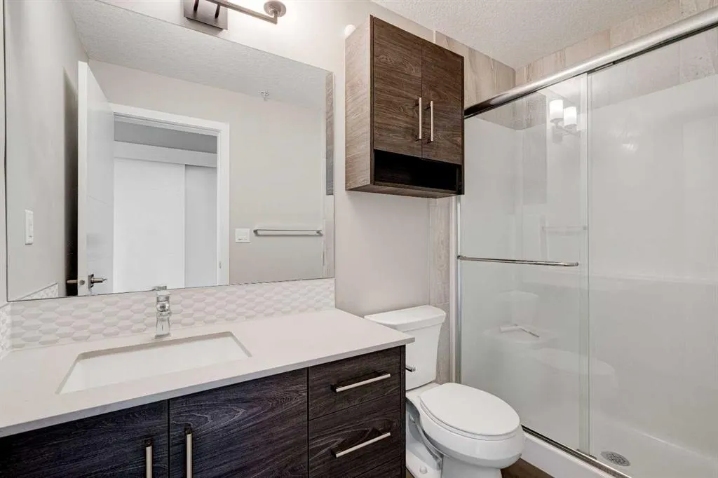 122 Mahogany Centre SE, #401
