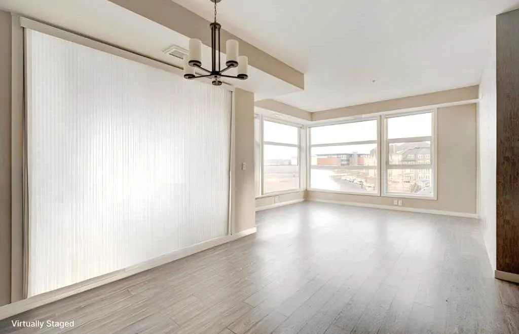 122 Mahogany Centre SE, #401