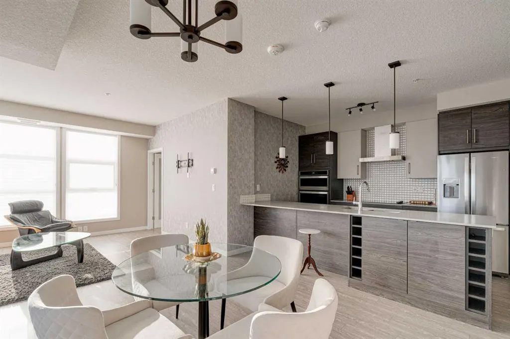122 Mahogany Centre SE, #401