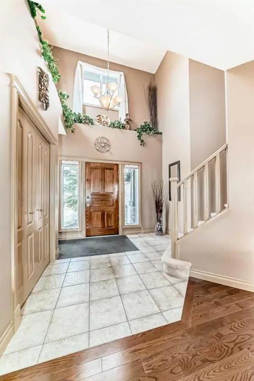 102 West Creek Mews