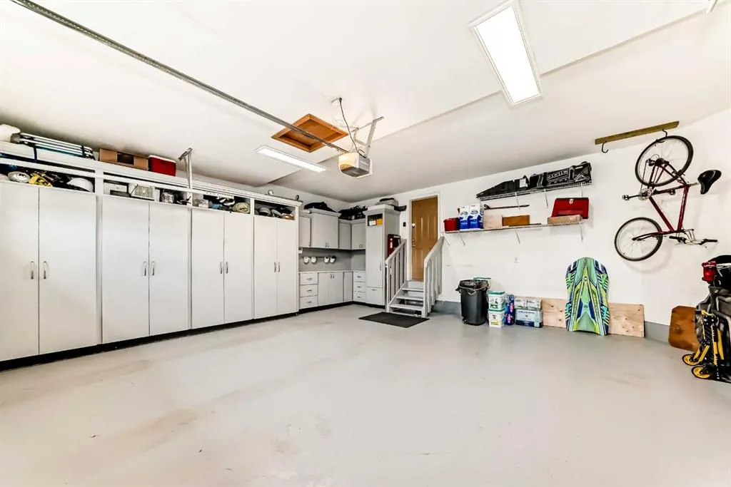 102 West Creek Mews